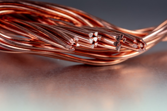 ケーブルに銅が使用される理由とは？金属の電気伝導率の比較|ブログ|銅